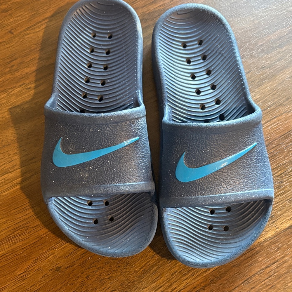 Nike Navy Blue Slide Sandals